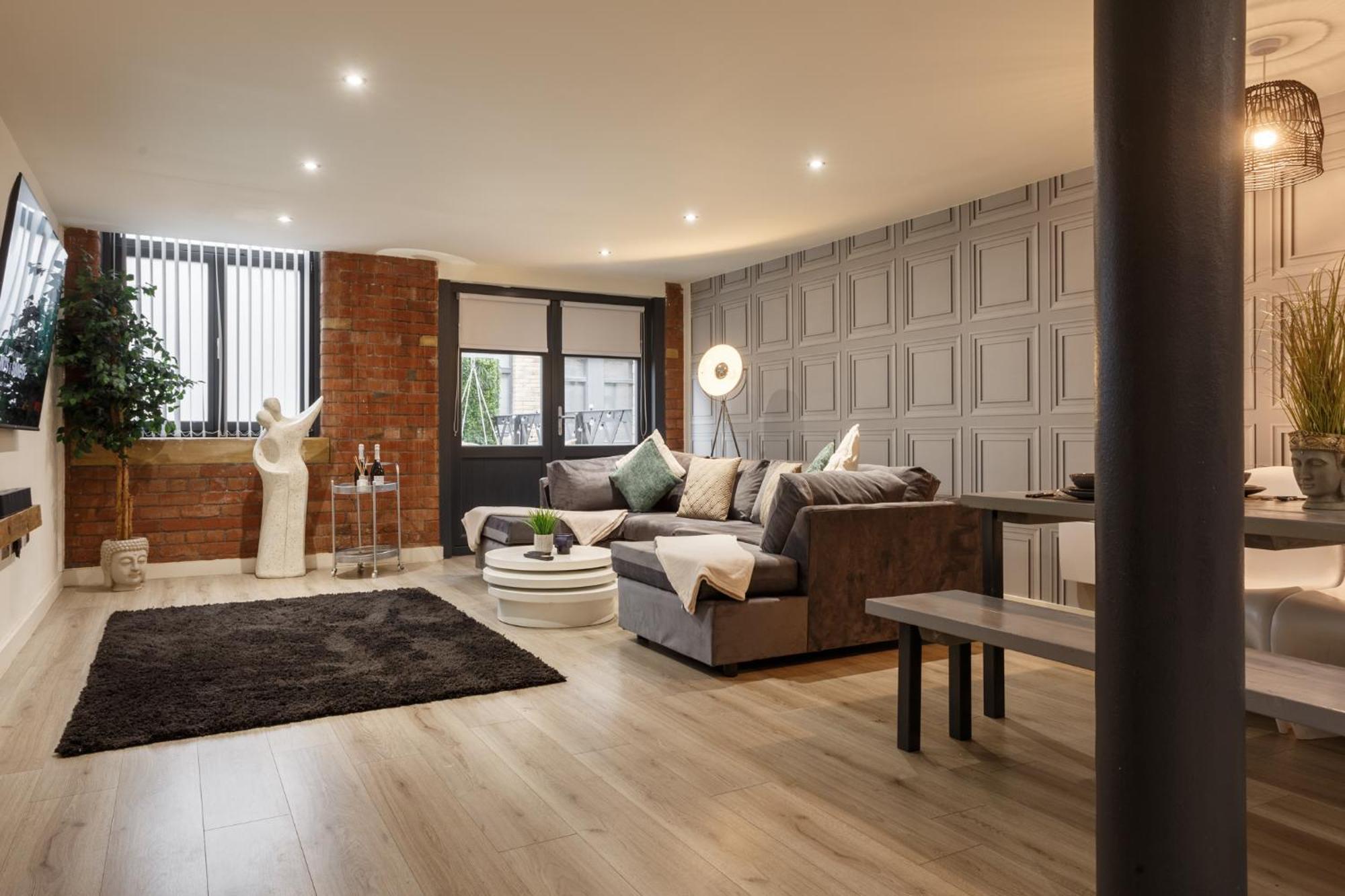 Beautiful 2 Bed With Balcony Bradford (West Yorkshire)